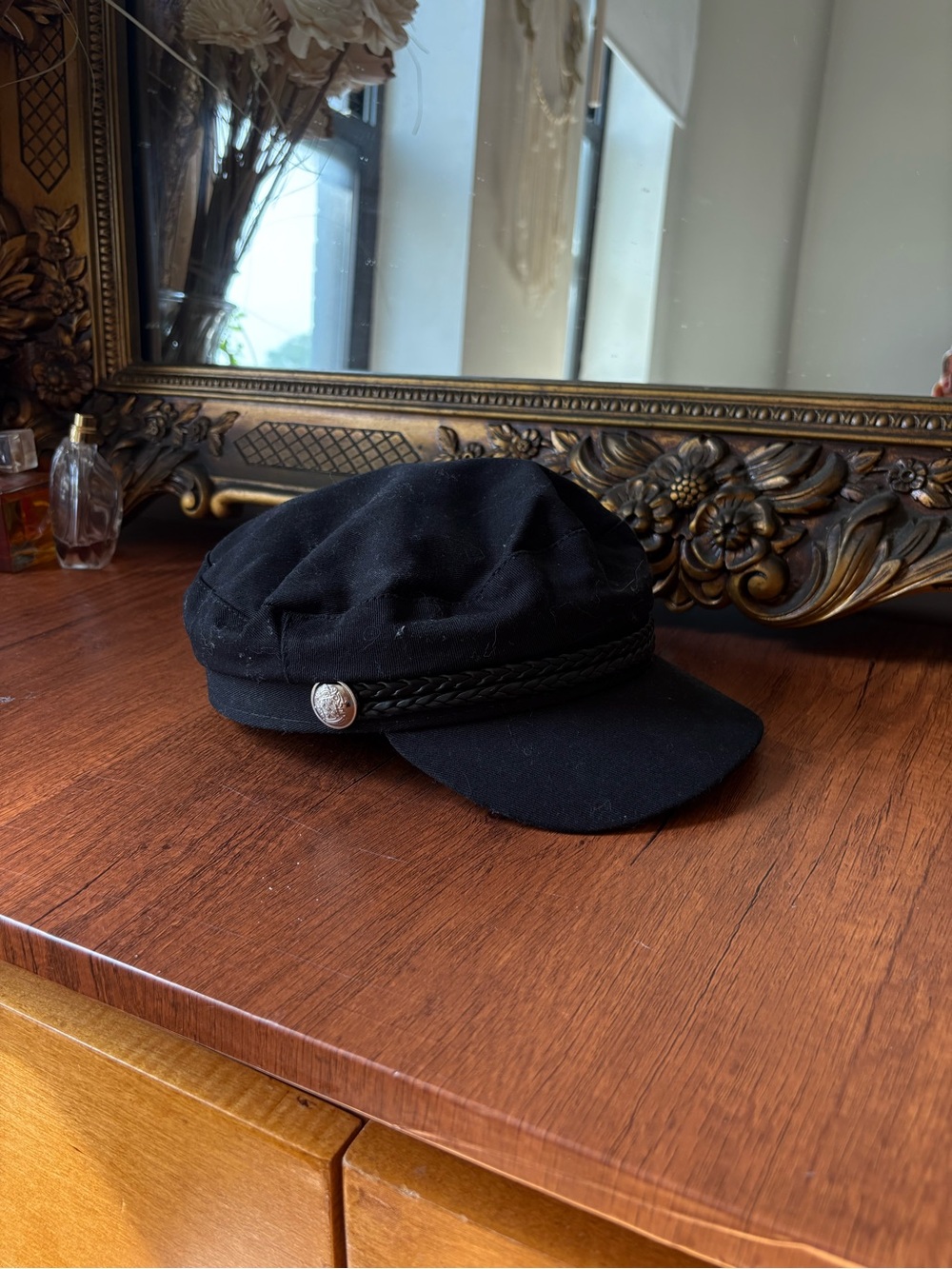 Vintage Black Baker Boy Cap with Braided Band